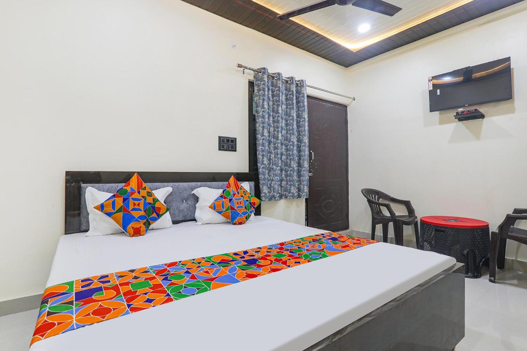 Ayodhya Fabexpress Awadh Inn - 400M From Shri Ram Janam Bhumi מראה חיצוני תמונה