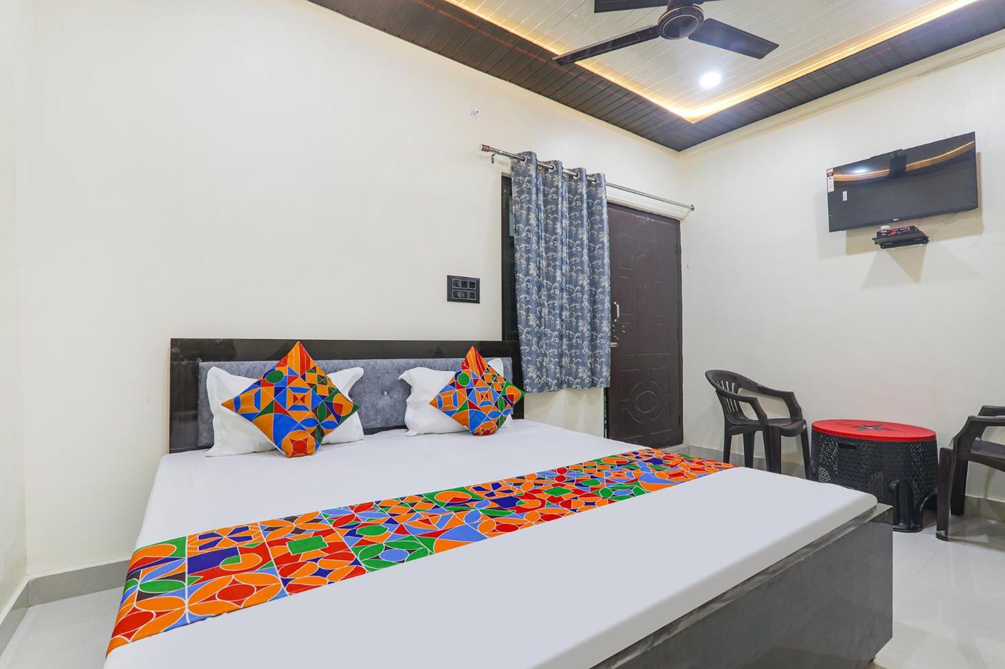Ayodhya Fabexpress Awadh Inn - 400M From Shri Ram Janam Bhumi מראה חיצוני תמונה