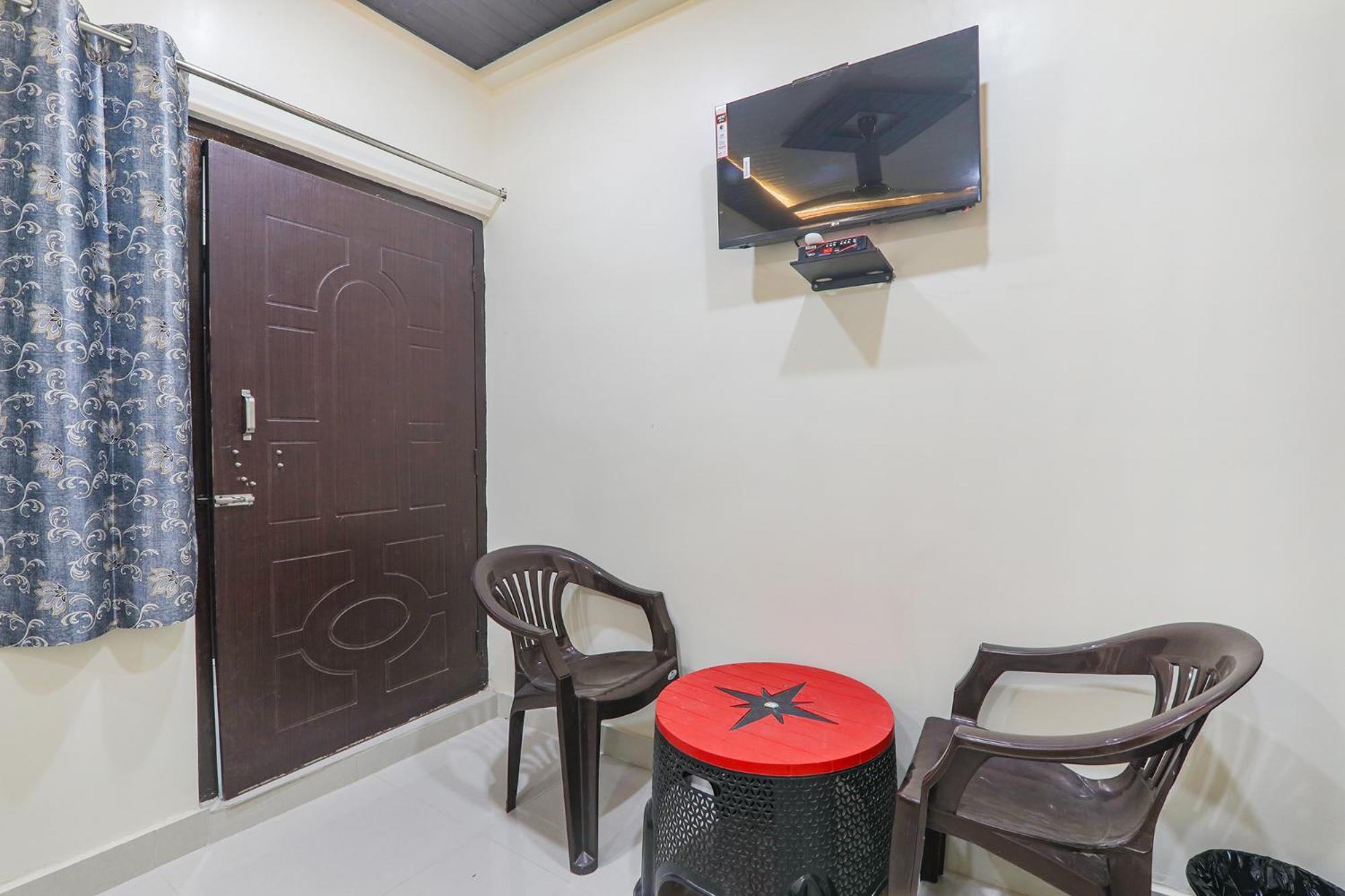 Ayodhya Fabexpress Awadh Inn - 400M From Shri Ram Janam Bhumi מראה חיצוני תמונה