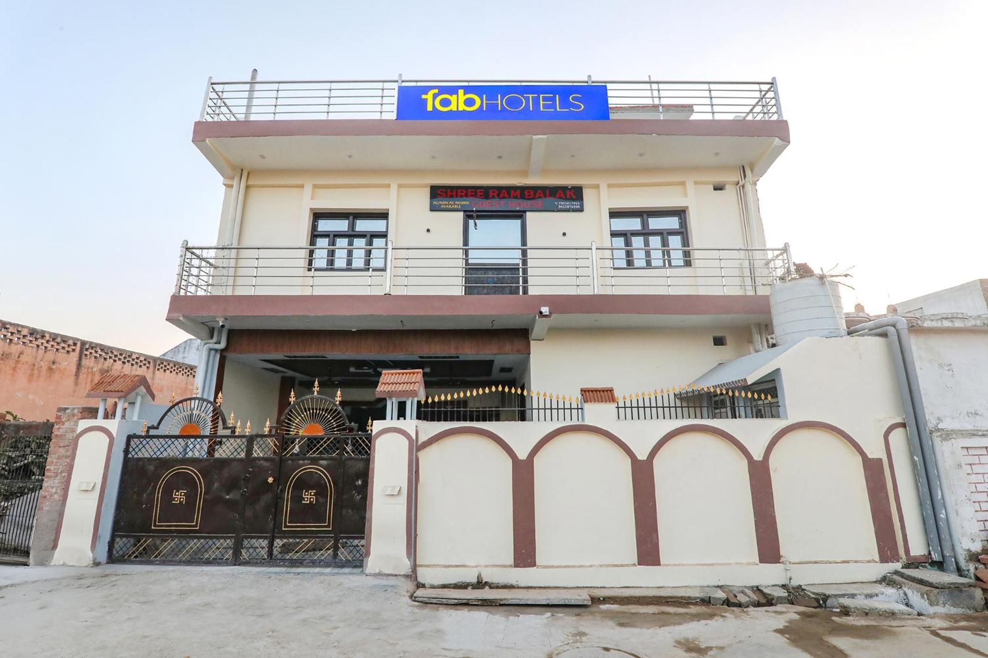Ayodhya Fabexpress Awadh Inn - 400M From Shri Ram Janam Bhumi מראה חיצוני תמונה